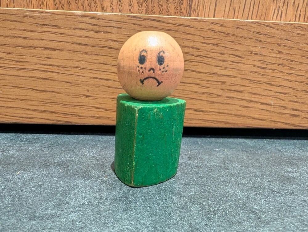 VINTAGE WOOD PLAYSKOOL Little People, Triangle Shaped Body Green
